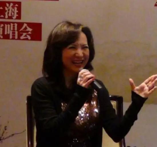 《年轻的朋友来相会》后，郑绪岚的人生转折